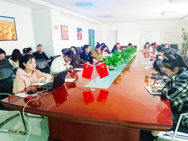 新能源公司開展檔案管理知識(shí)培訓(xùn) 新能源公司開展檔案管理知識(shí)培訓(xùn)